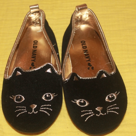 OLD NAVY KITTY FLATS SZ 7C - Picture 2 of 5